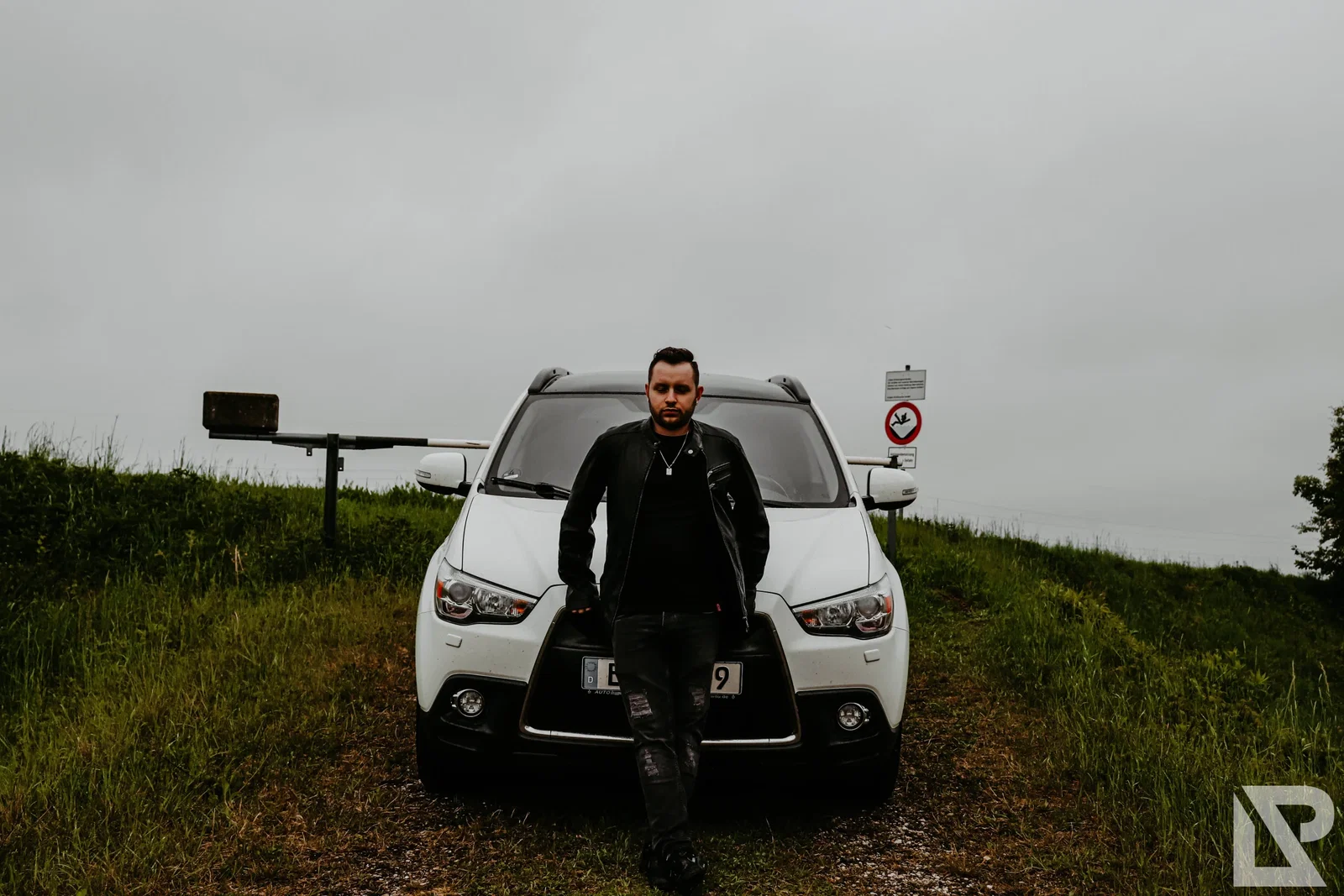 Mitsubishi ASX personal shooting